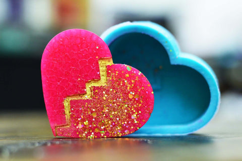 broken heart 2 - valentine day - freshie mold - silicone mold box